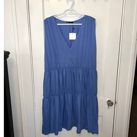 Zara Dresses & Skirts - New ZARA Relaxed Fit Vneck Tiered Swing Dress size M